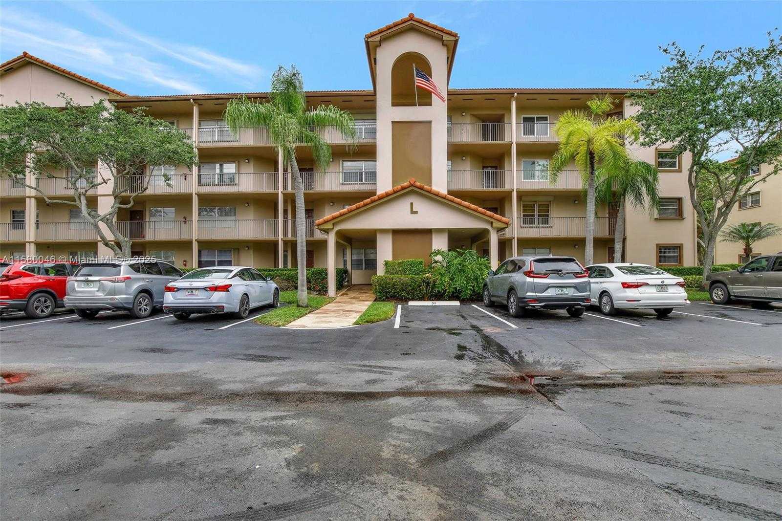 Small Image of 1200 SOUTH WEST 125TH AVE #415L, Pembroke Pines Number 31