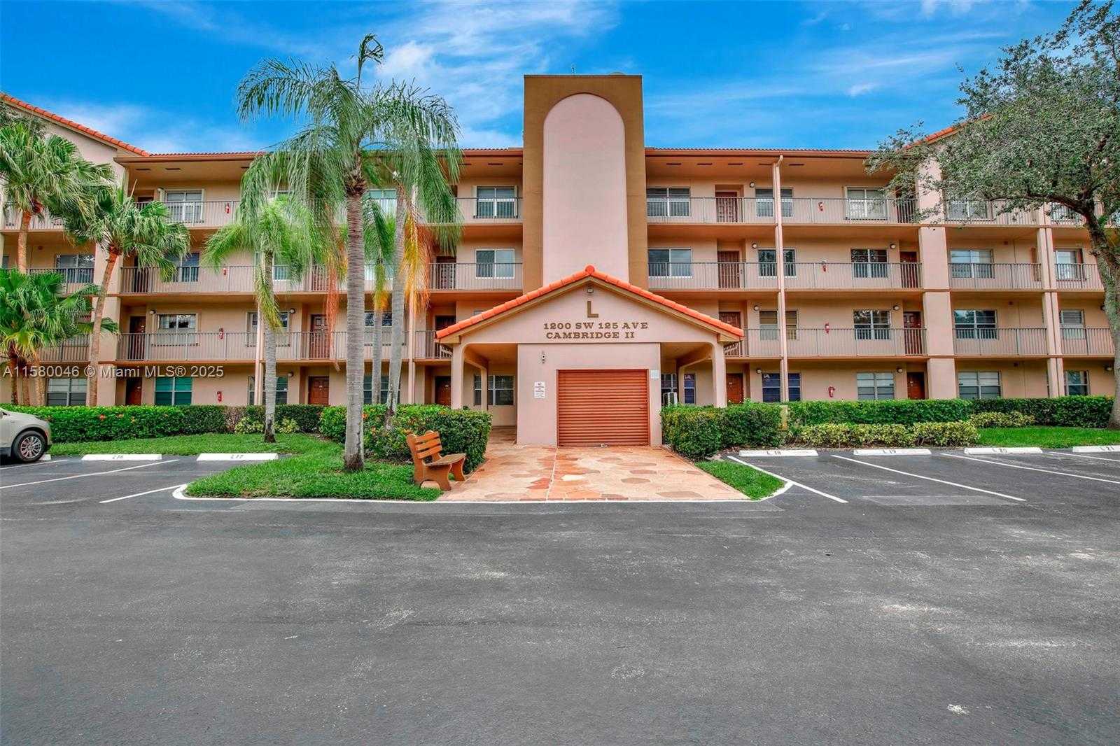 Small Image of 1200 SOUTH WEST 125TH AVE #415L, Pembroke Pines Number 34