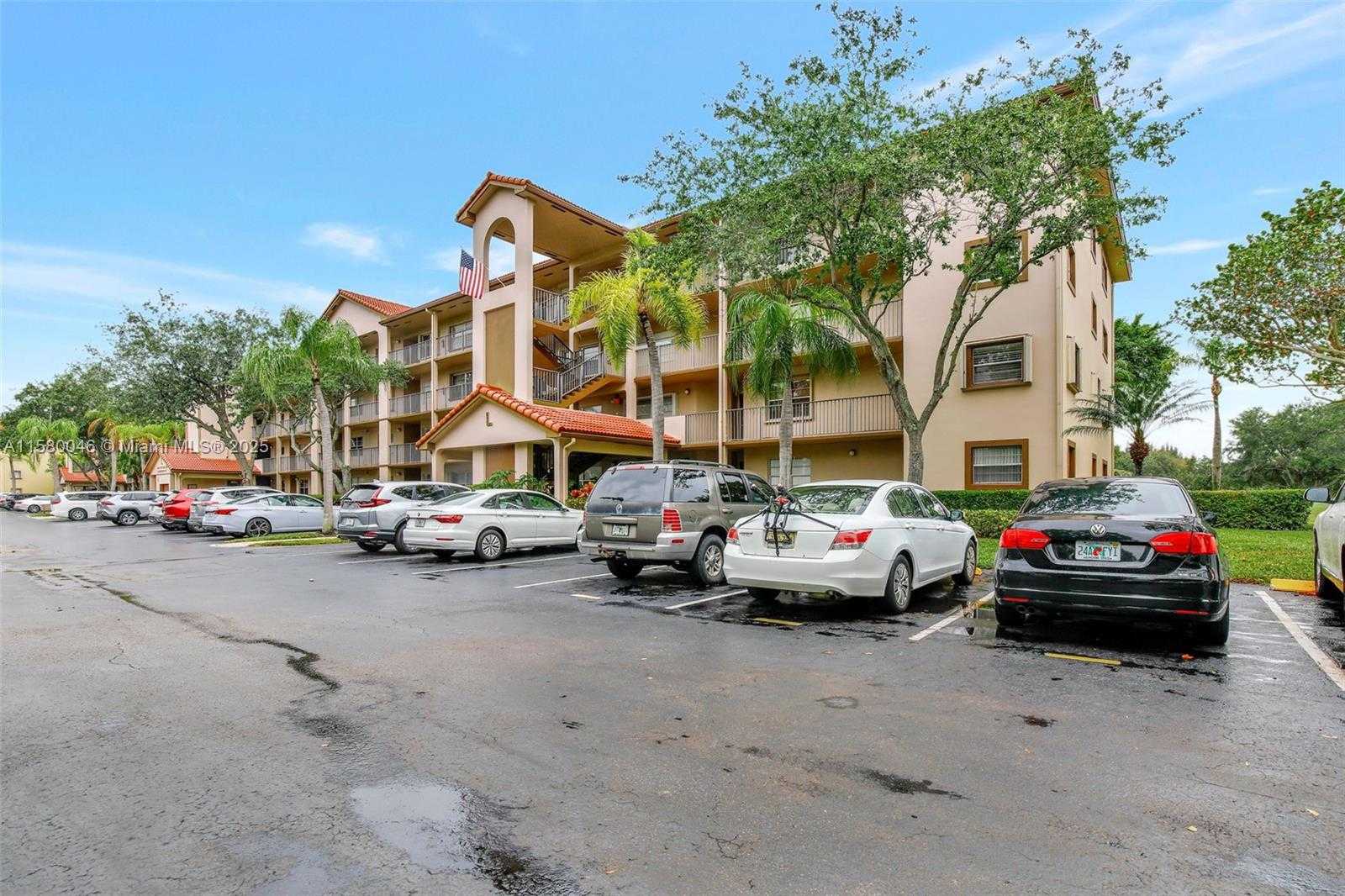 Small Image of 1200 SOUTH WEST 125TH AVE #415L, Pembroke Pines Number 36