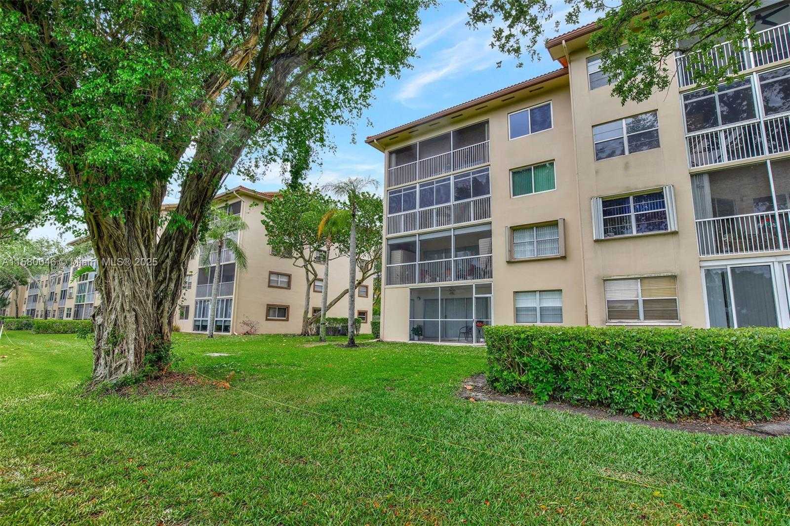 Small Image of 1200 SOUTH WEST 125TH AVE #415L, Pembroke Pines Number 38