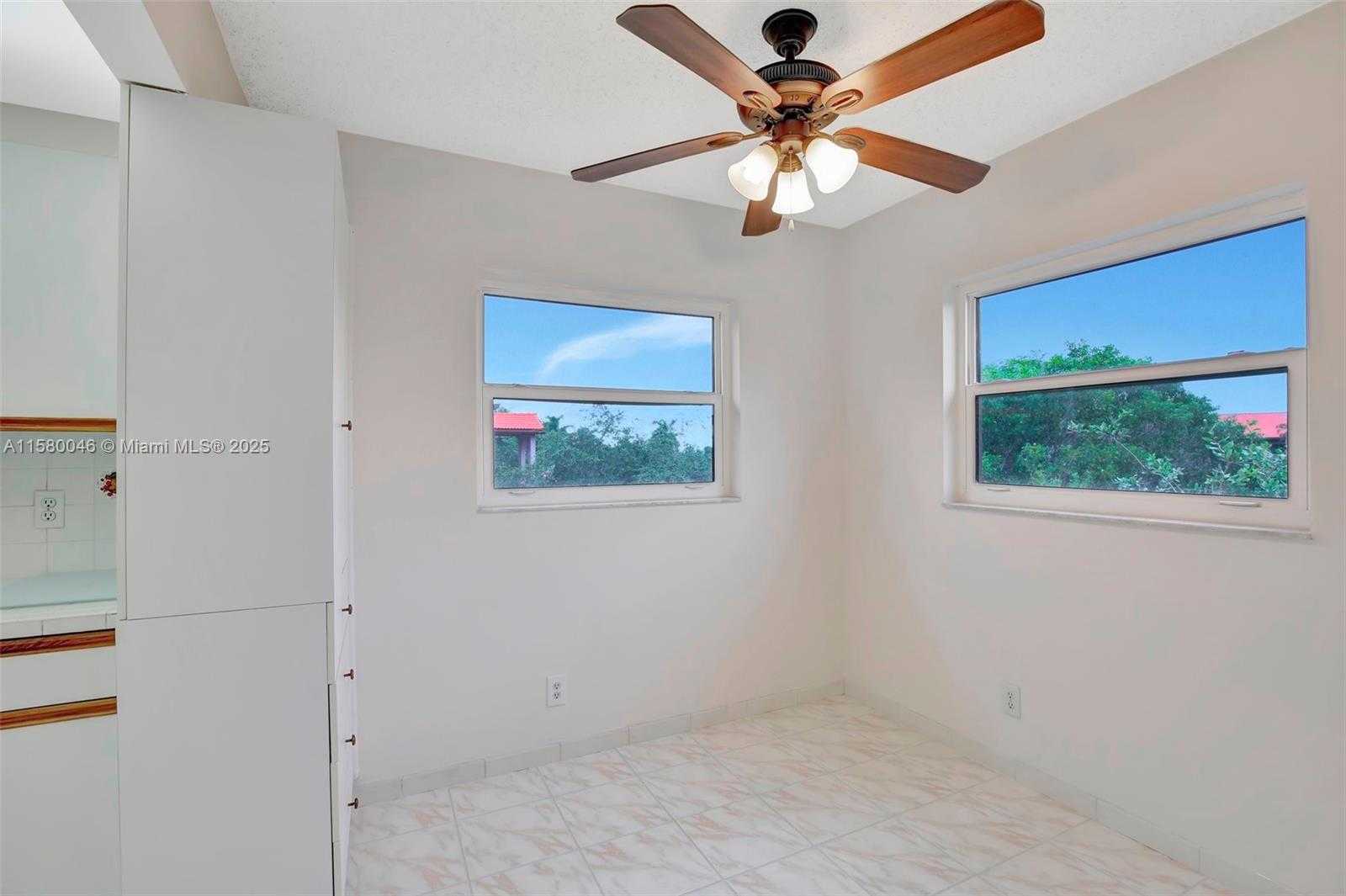 Small Image of 1200 SOUTH WEST 125TH AVE #415L, Pembroke Pines Number 7