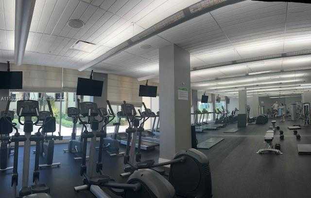 Small Image of 3801 SOUTH OCEAN DR #2D, Hollywood Number 24