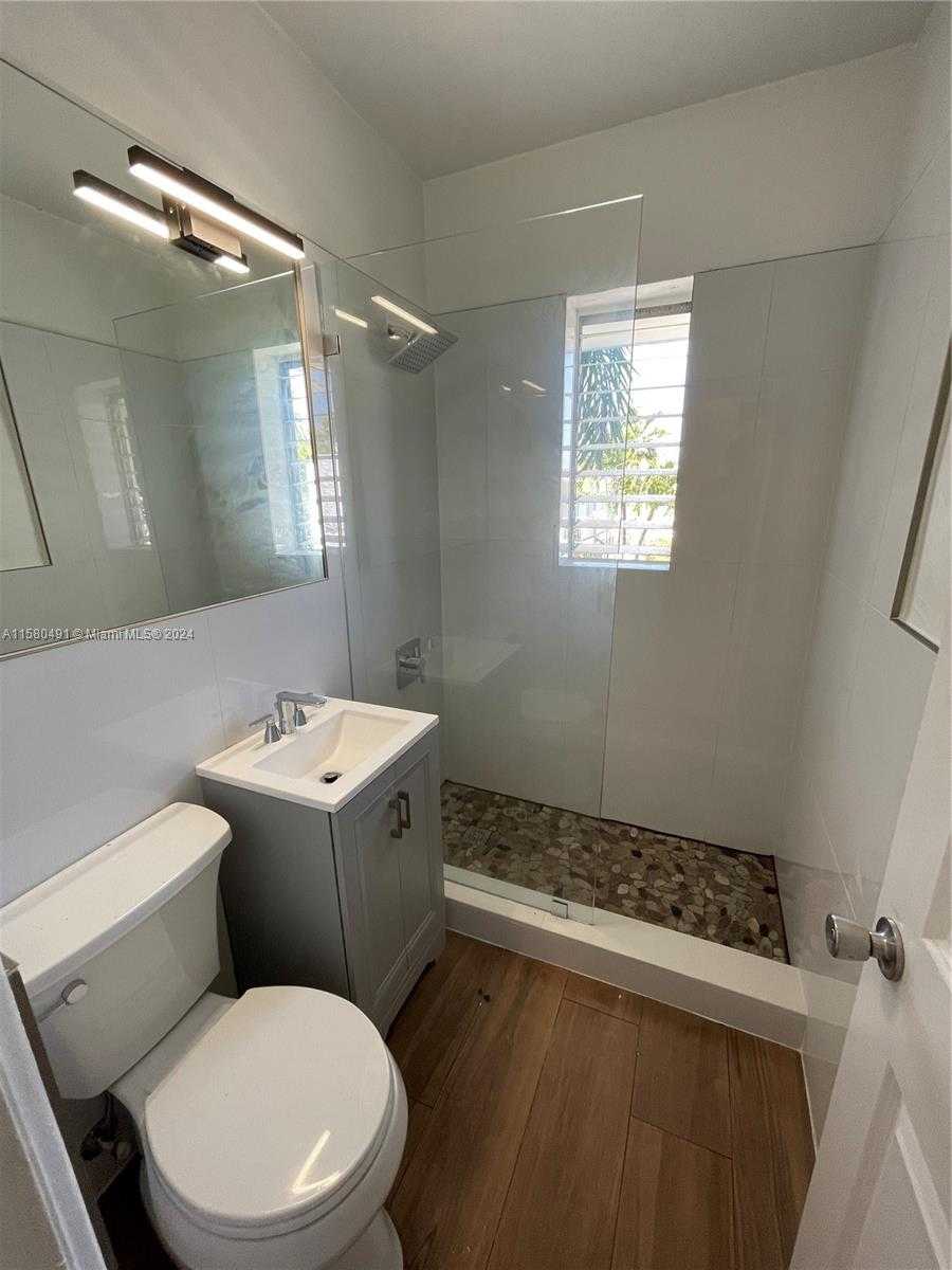 Small Image of 760 JEFFERSON AVE #11, Miami Beach Number 3