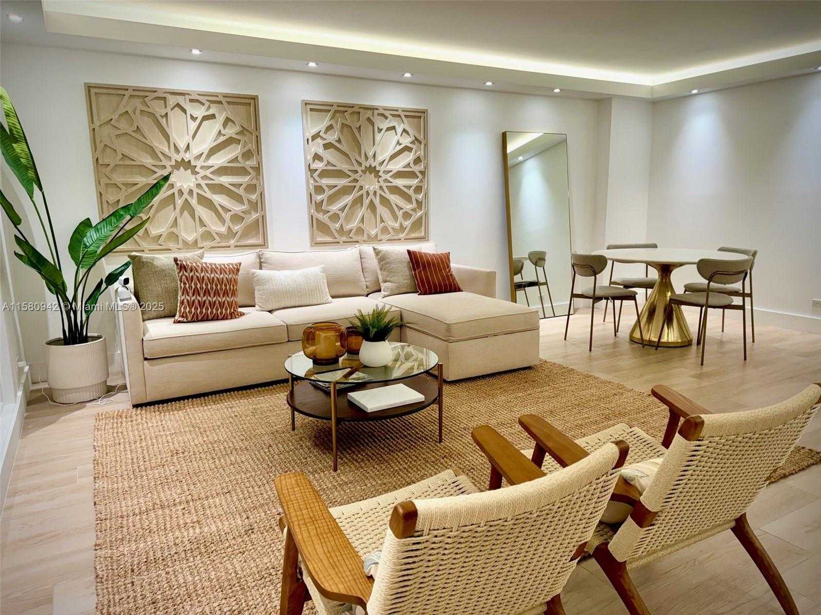 Small Image of 2301 COLLINS AVE #837, Miami Beach Number 2