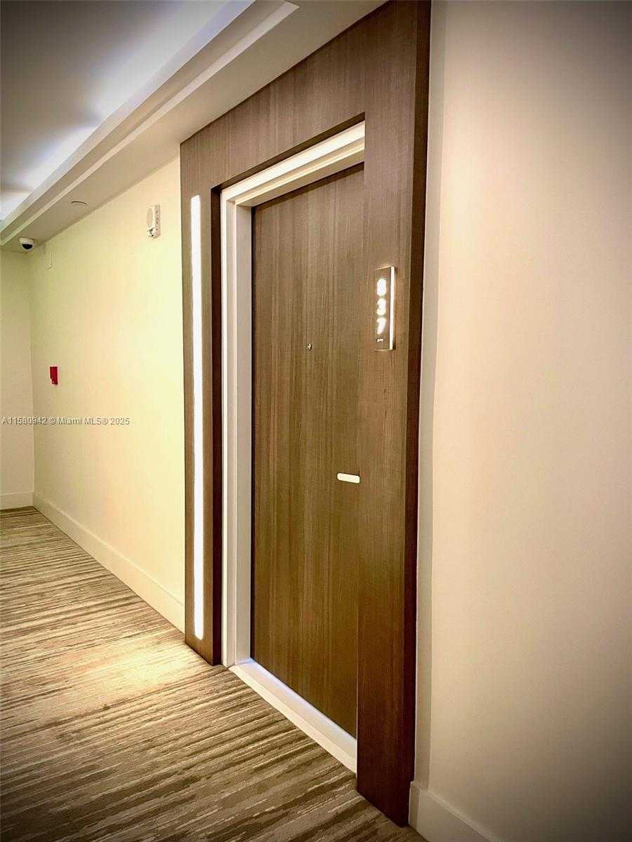 Small Image of 2301 COLLINS AVE #837, Miami Beach Number 32