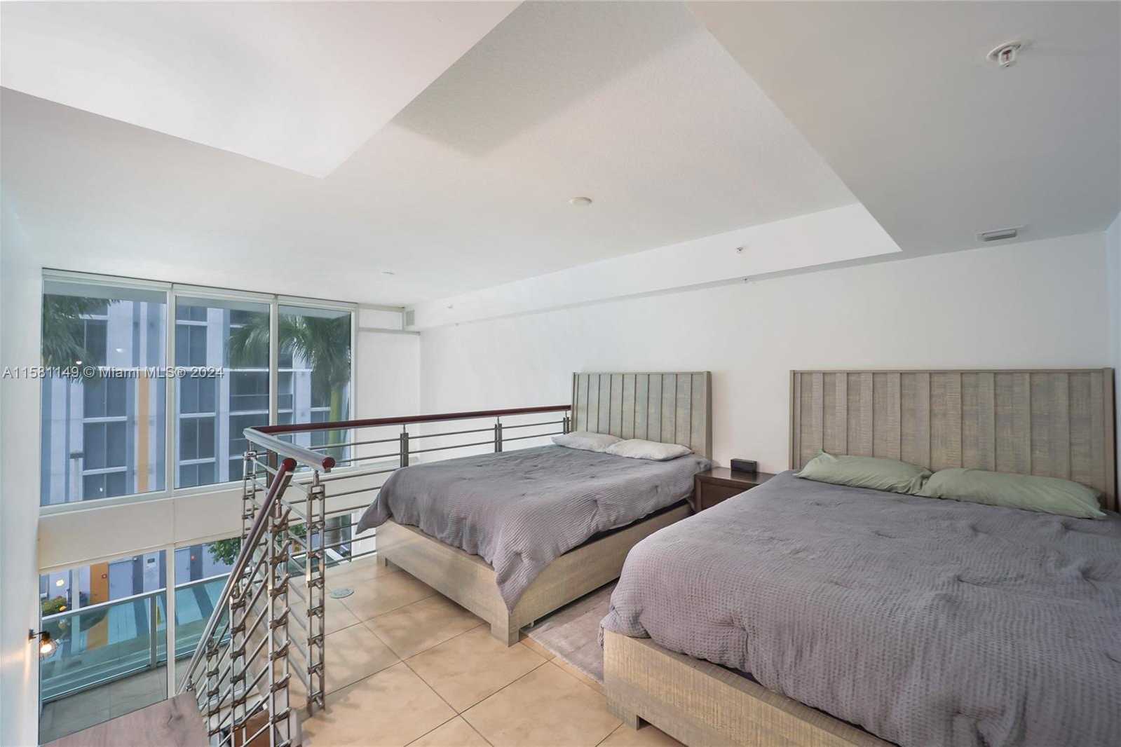 Small Image of 41 SOUTH EAST 5TH ST #304, Miami Number 11