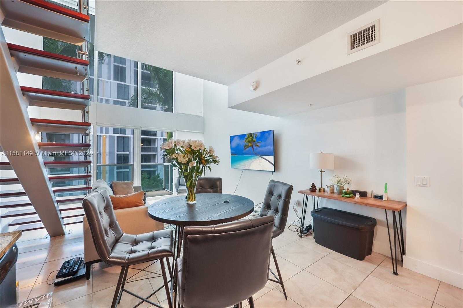 Small Image of 41 SOUTH EAST 5TH ST #304, Miami Number 2