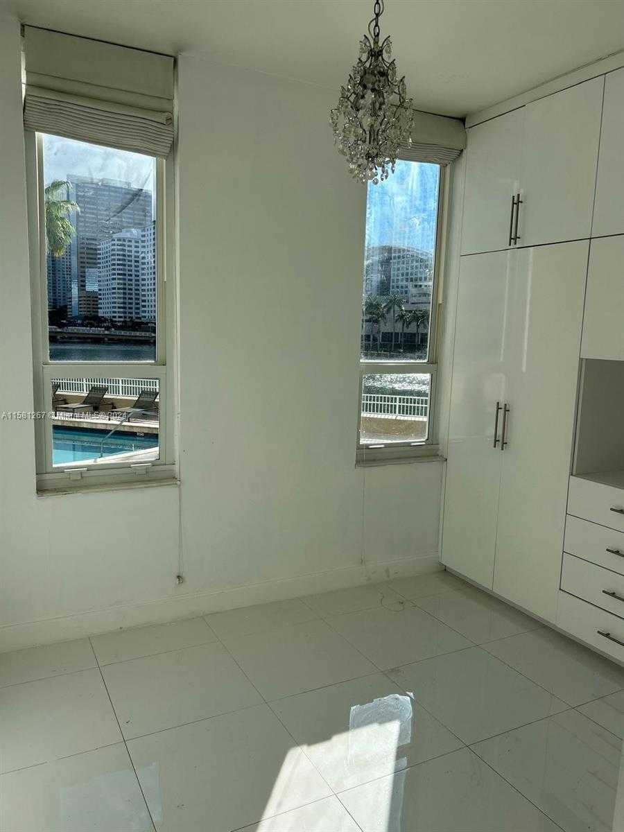 Small Image of 701 BRICKELL KEY BLVD #202, Miami Number 16