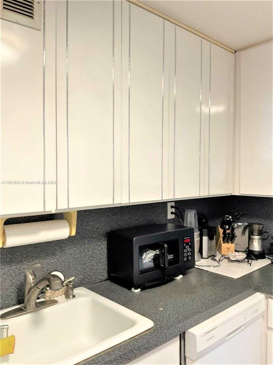 Small Image of 4675 WEST 18TH CT #502, Hialeah Number 10