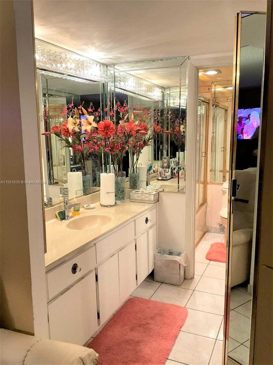 Small Image of 4675 WEST 18TH CT #502, Hialeah Number 4