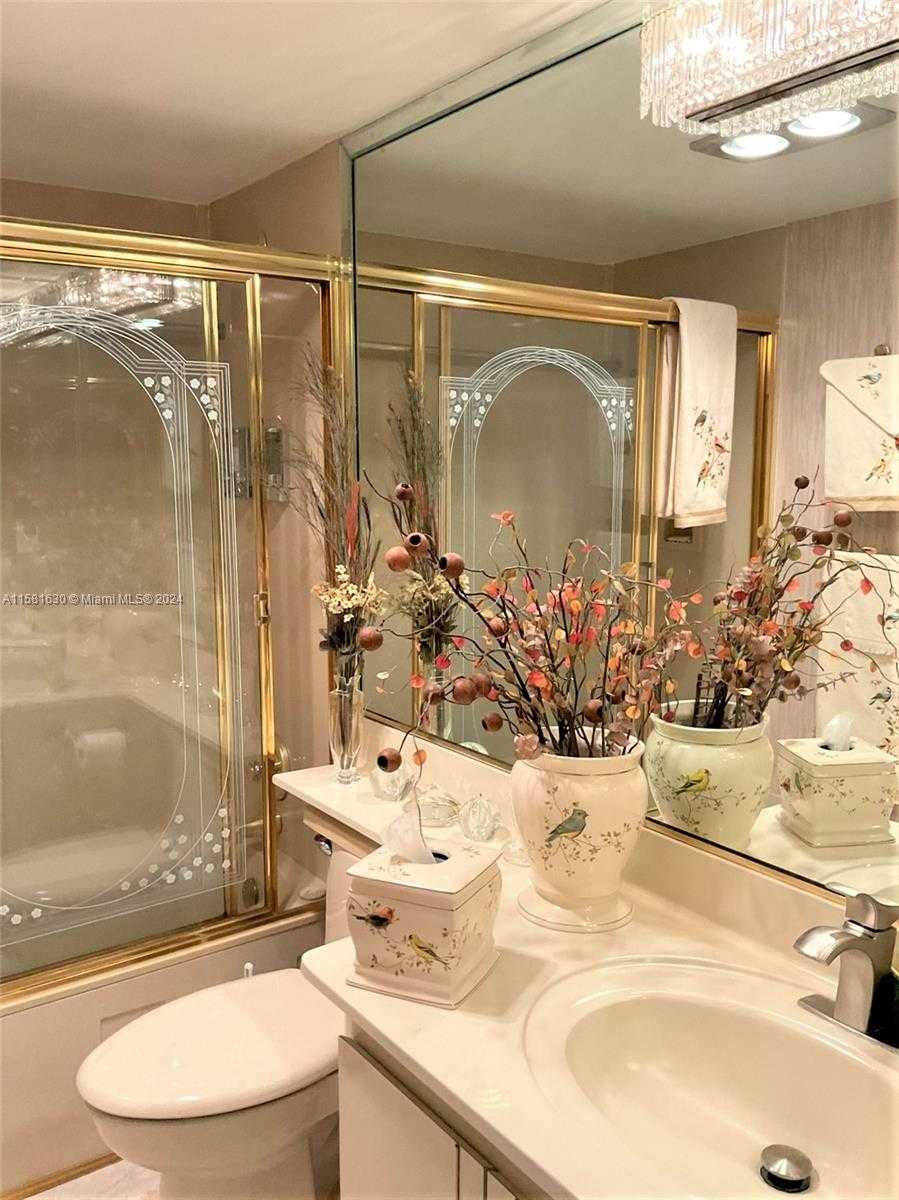 Small Image of 4675 WEST 18TH CT #502, Hialeah Number 5