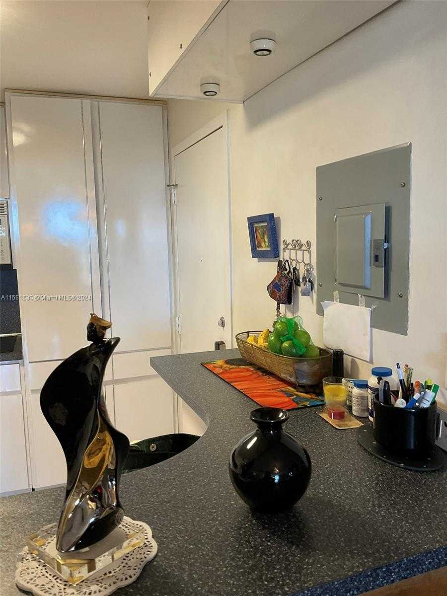 Small Image of 4675 WEST 18TH CT #502, Hialeah Number 9