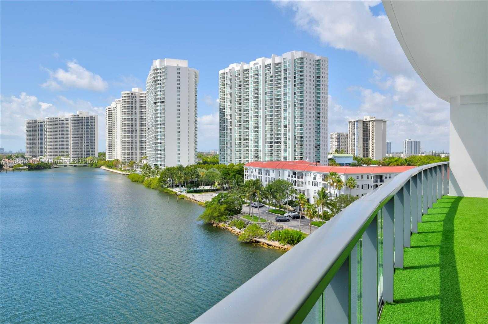 Small Image of 3300 NE 188th St, Aventura, FL 33180, USA Number 15