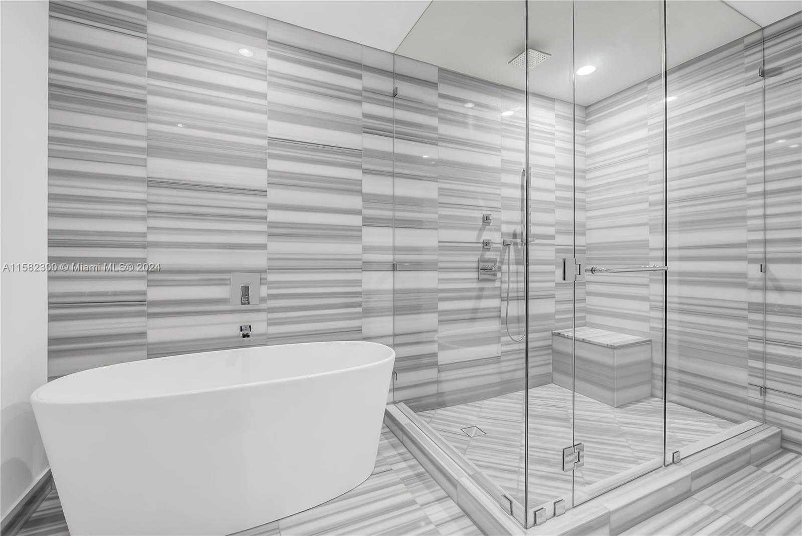 Small Image of 3300 NE 188th St, Aventura, FL 33180, USA Number 22
