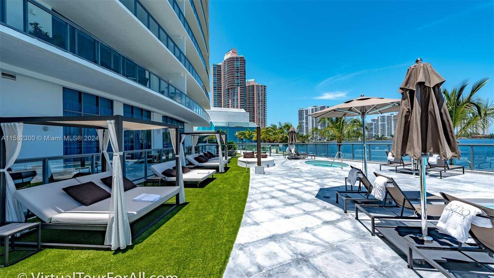 Small Image of 3300 NE 188th St, Aventura, FL 33180, USA Number 34