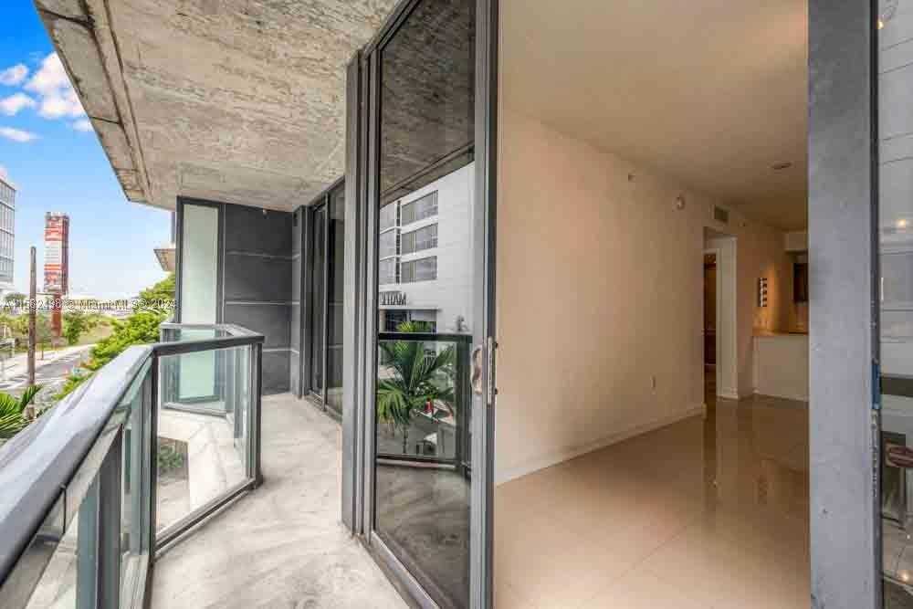 Small Image of 201 SW 17th Rd, Miami, FL 33129, USA Number 19