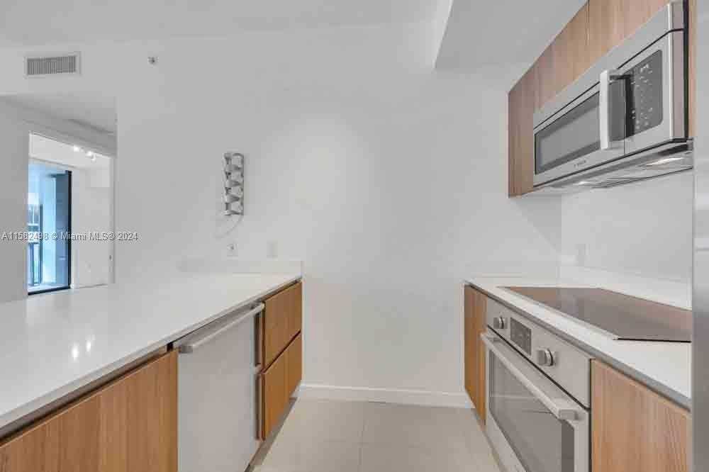 Small Image of 201 SW 17th Rd, Miami, FL 33129, USA Number 22