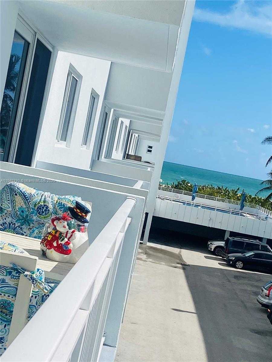 Small Image of 345 OCEAN DR #307, Miami Beach Number 10