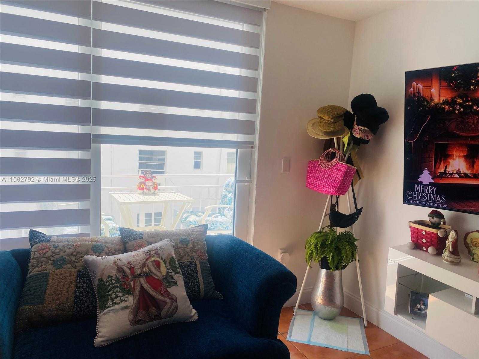 Small Image of 345 OCEAN DR #307, Miami Beach Number 25