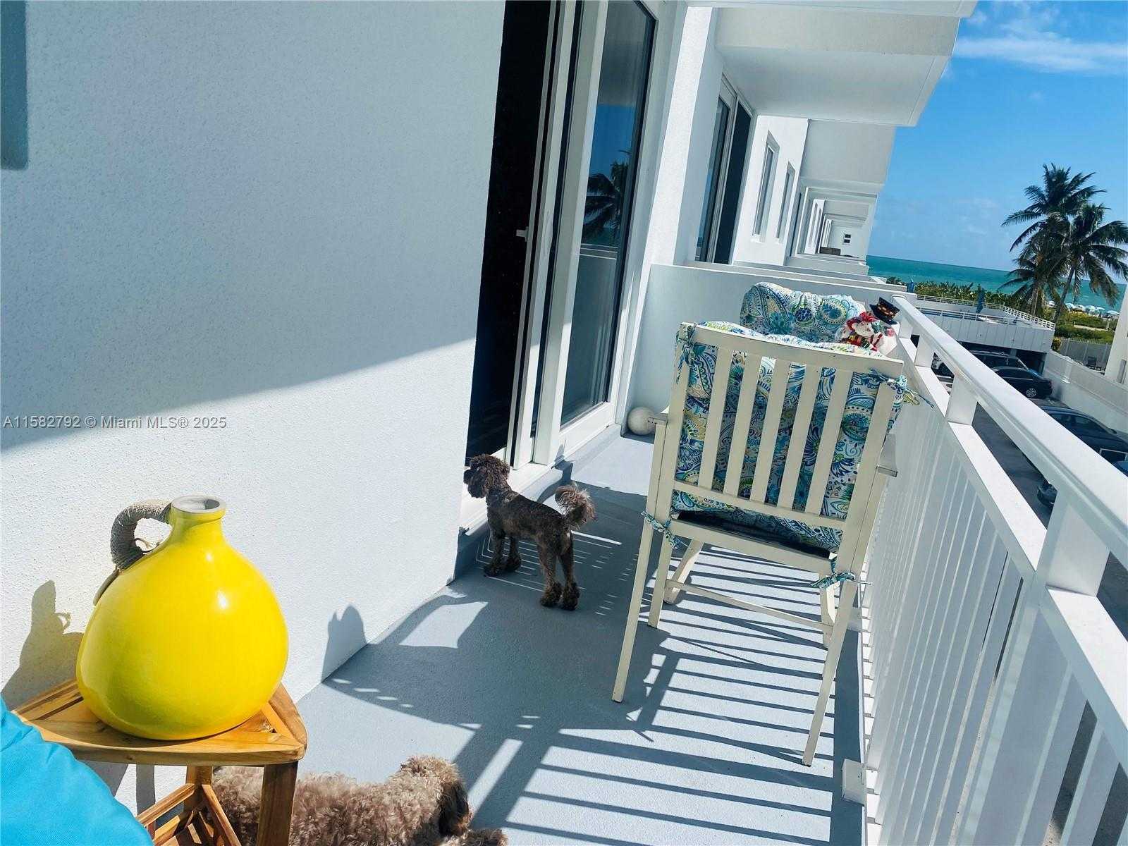 Small Image of 345 OCEAN DR #307, Miami Beach Number 3