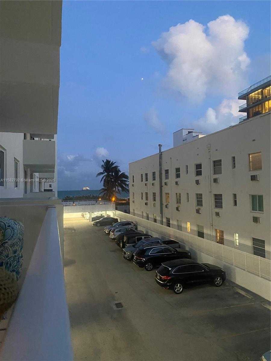 Small Image of 345 OCEAN DR #307, Miami Beach Number 40