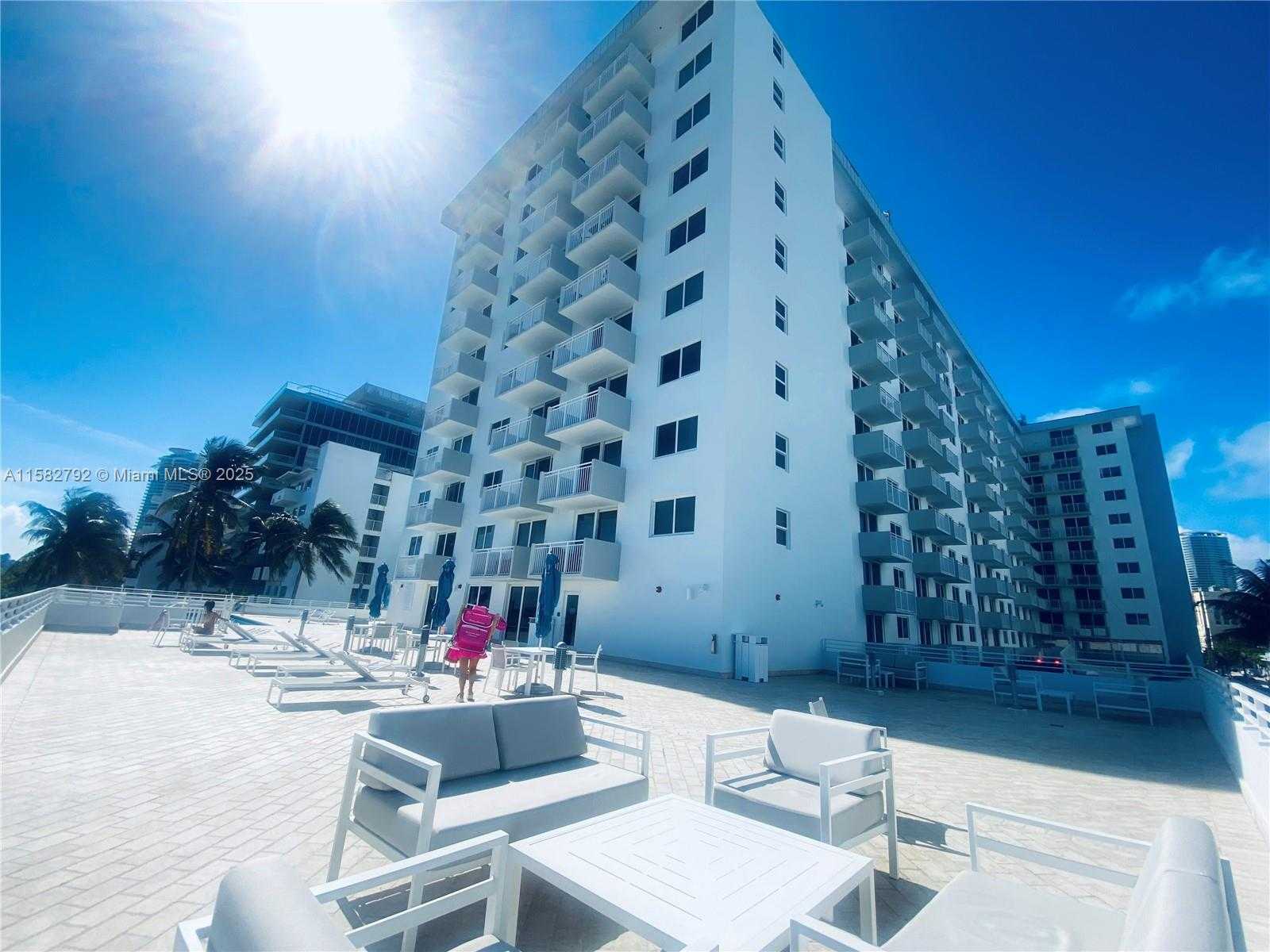 Small Image of 345 OCEAN DR #307, Miami Beach Number 45