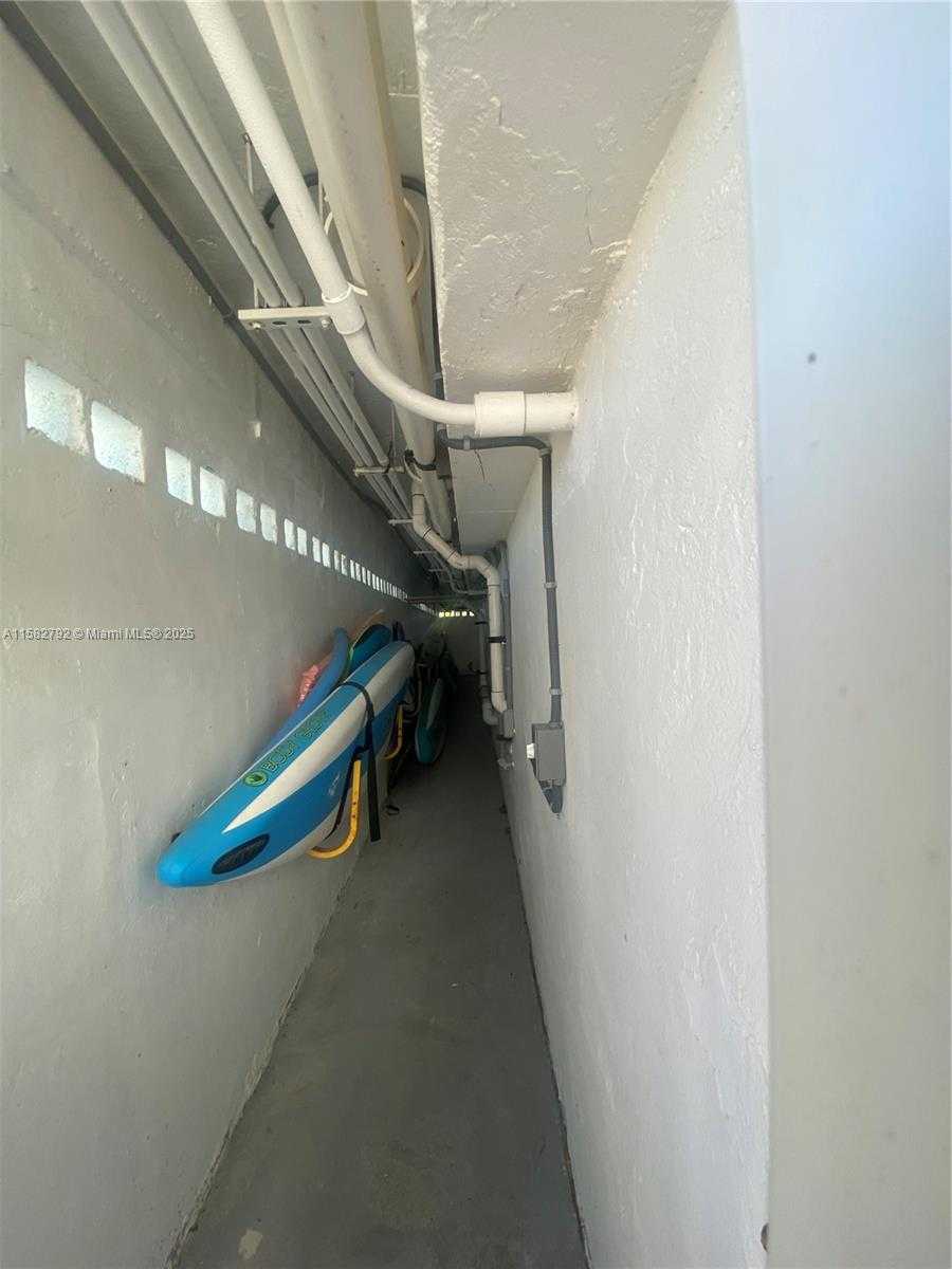 Small Image of 345 OCEAN DR #307, Miami Beach Number 48