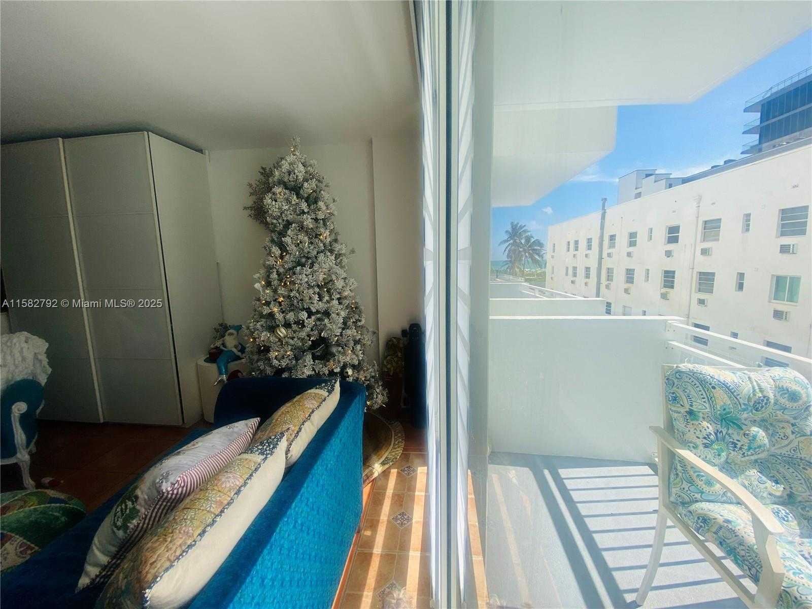 Small Image of 345 OCEAN DR #307, Miami Beach Number 53