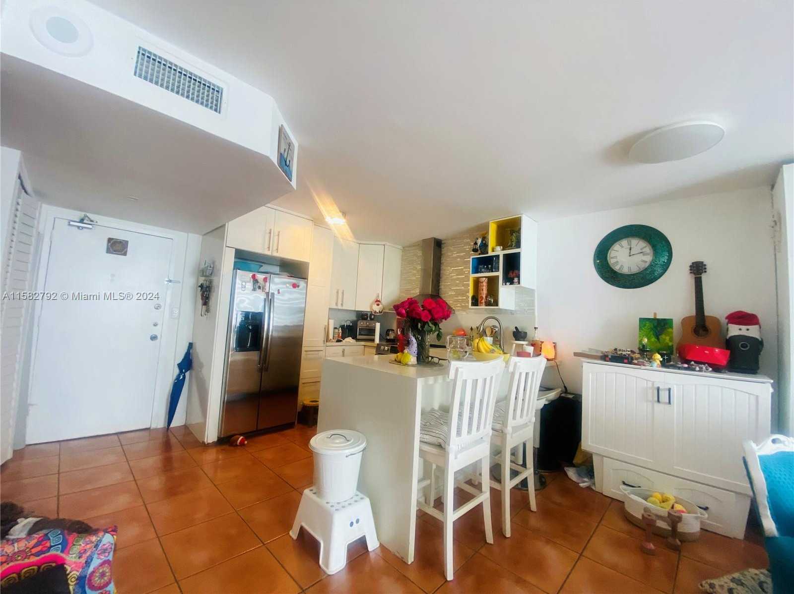 Small Image of 345 OCEAN DR #307, Miami Beach Number 81