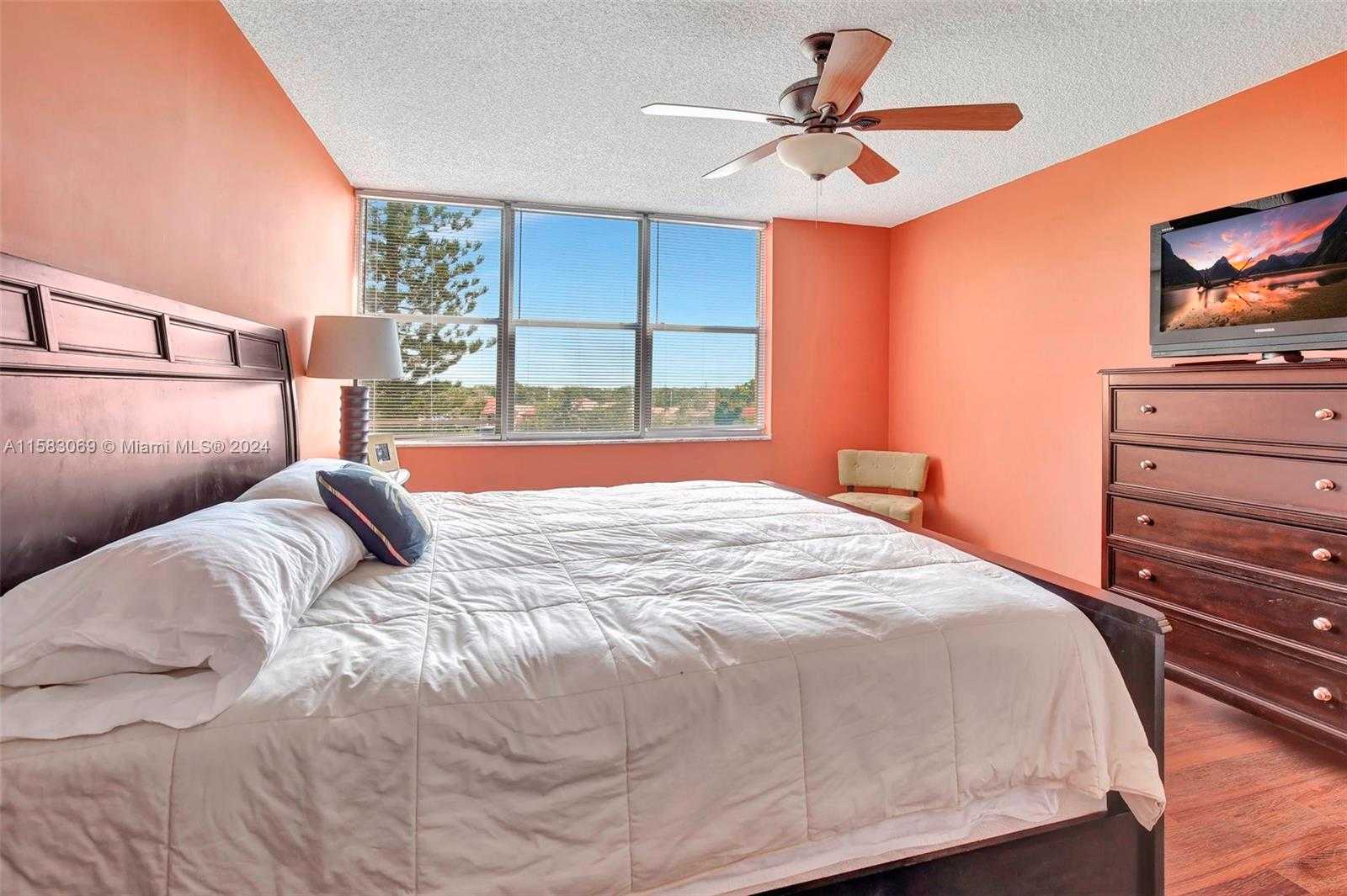 Small Image of 3821 ENVIRON BLVD #505, Lauderhill Number 14