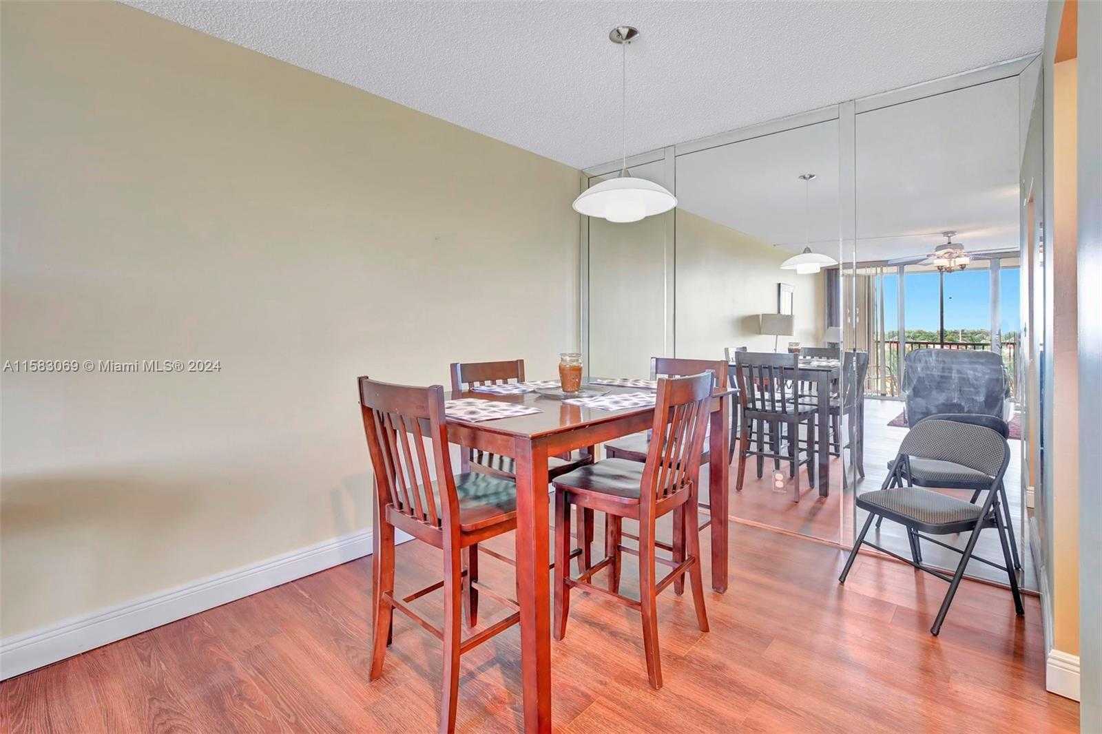 Small Image of 3821 ENVIRON BLVD #505, Lauderhill Number 23