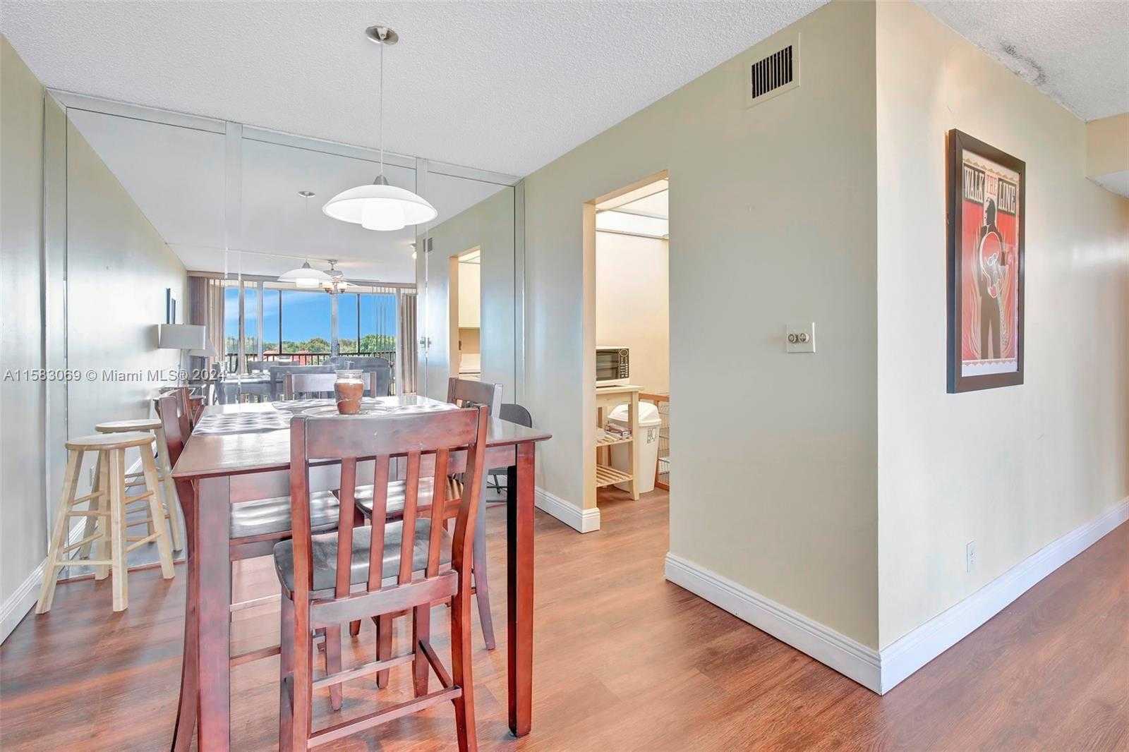 Small Image of 3821 ENVIRON BLVD #505, Lauderhill Number 25