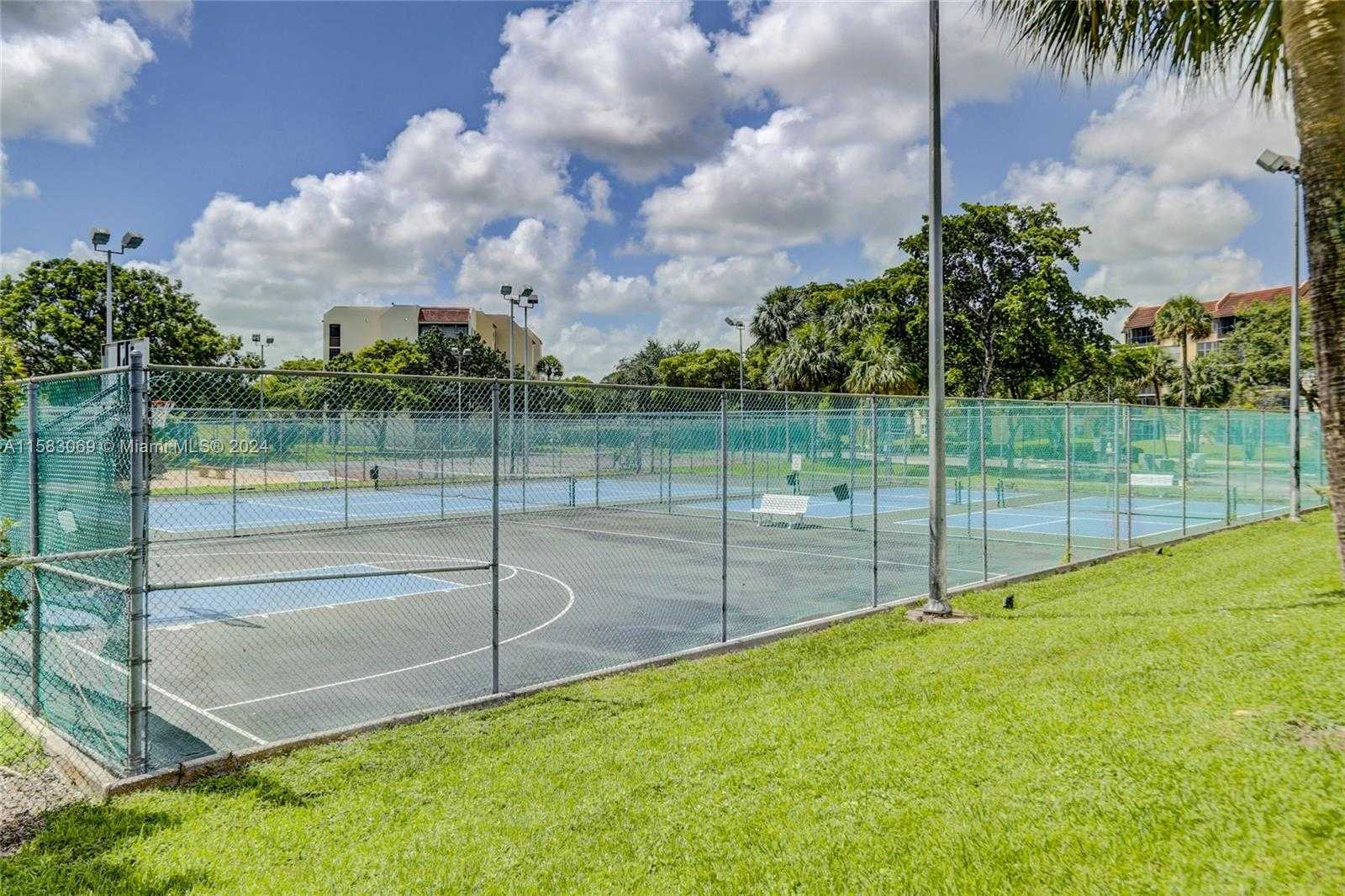 Small Image of 3821 ENVIRON BLVD #505, Lauderhill Number 30