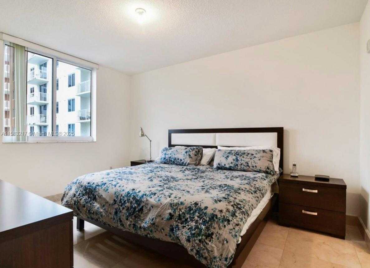 Small Image of 18800 NORTH EAST 29TH AVE #520, Aventura Number 11