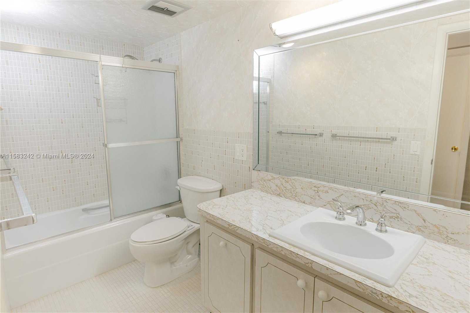 Small Image of 1501 SOUTH OCEAN DR #702, Hollywood Number 12