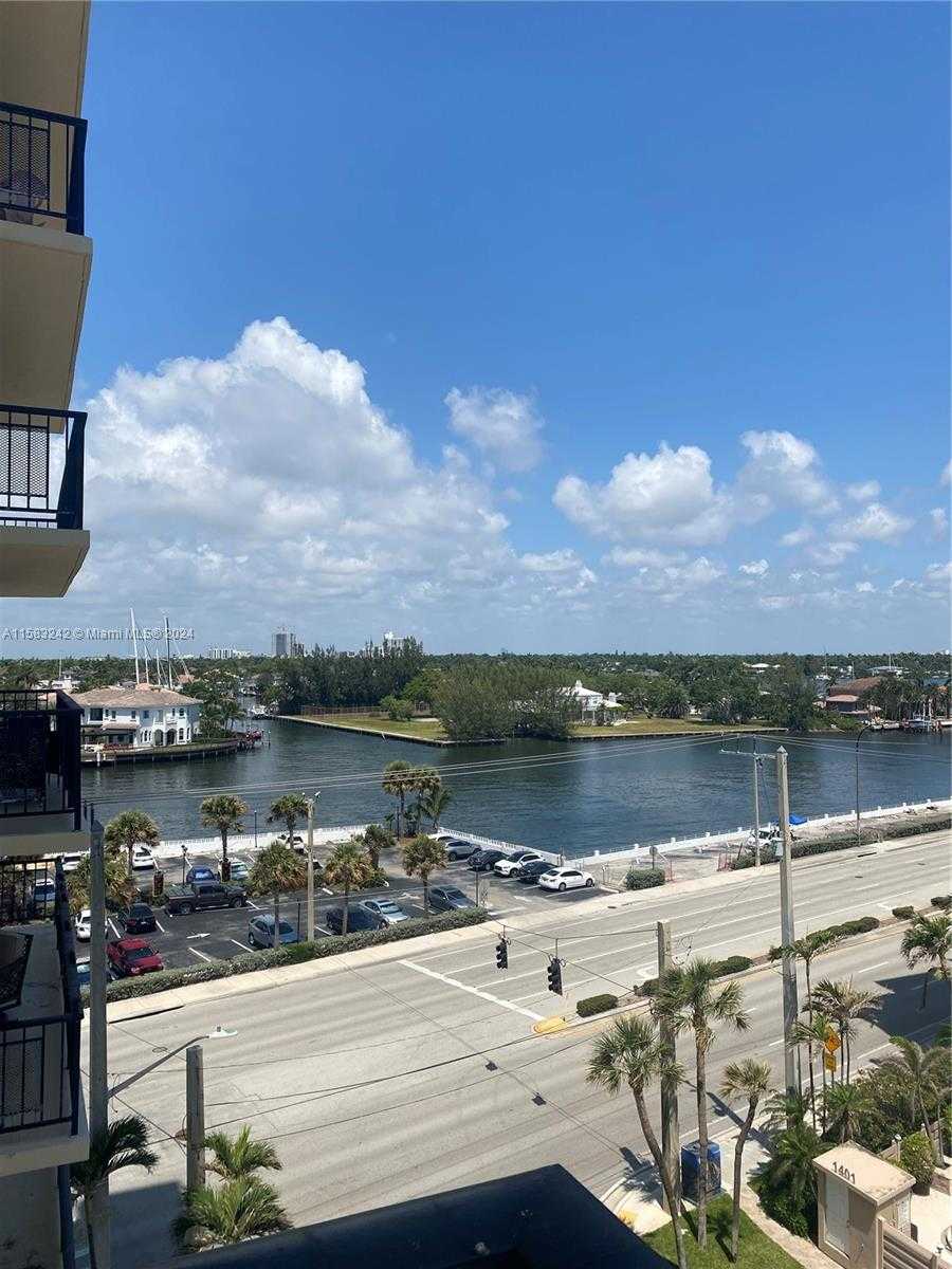 Small Image of 1501 SOUTH OCEAN DR #702, Hollywood Number 3