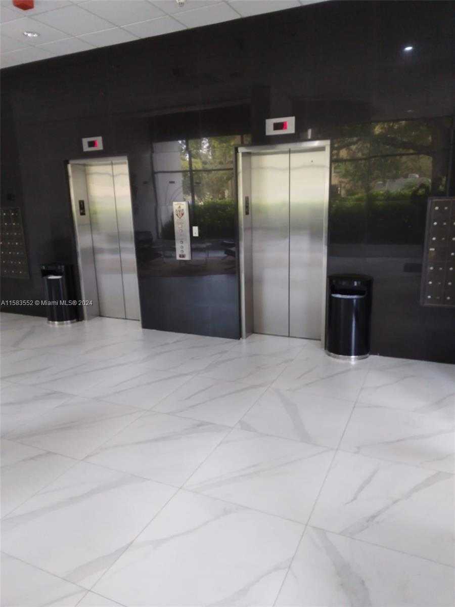 Small Image of 911 PONCE DE LEON BLVD #904, Coral Gables Number 10