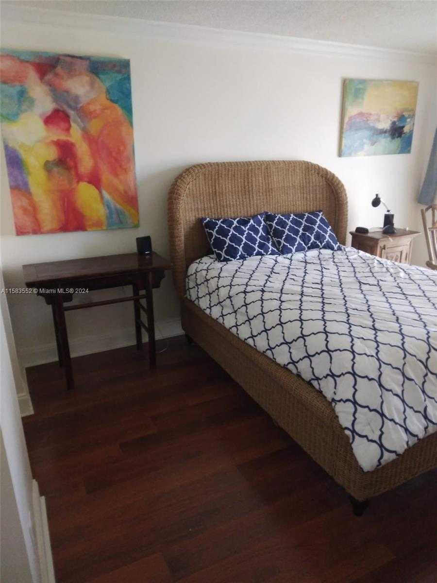 Small Image of 911 PONCE DE LEON BLVD #904, Coral Gables Number 6