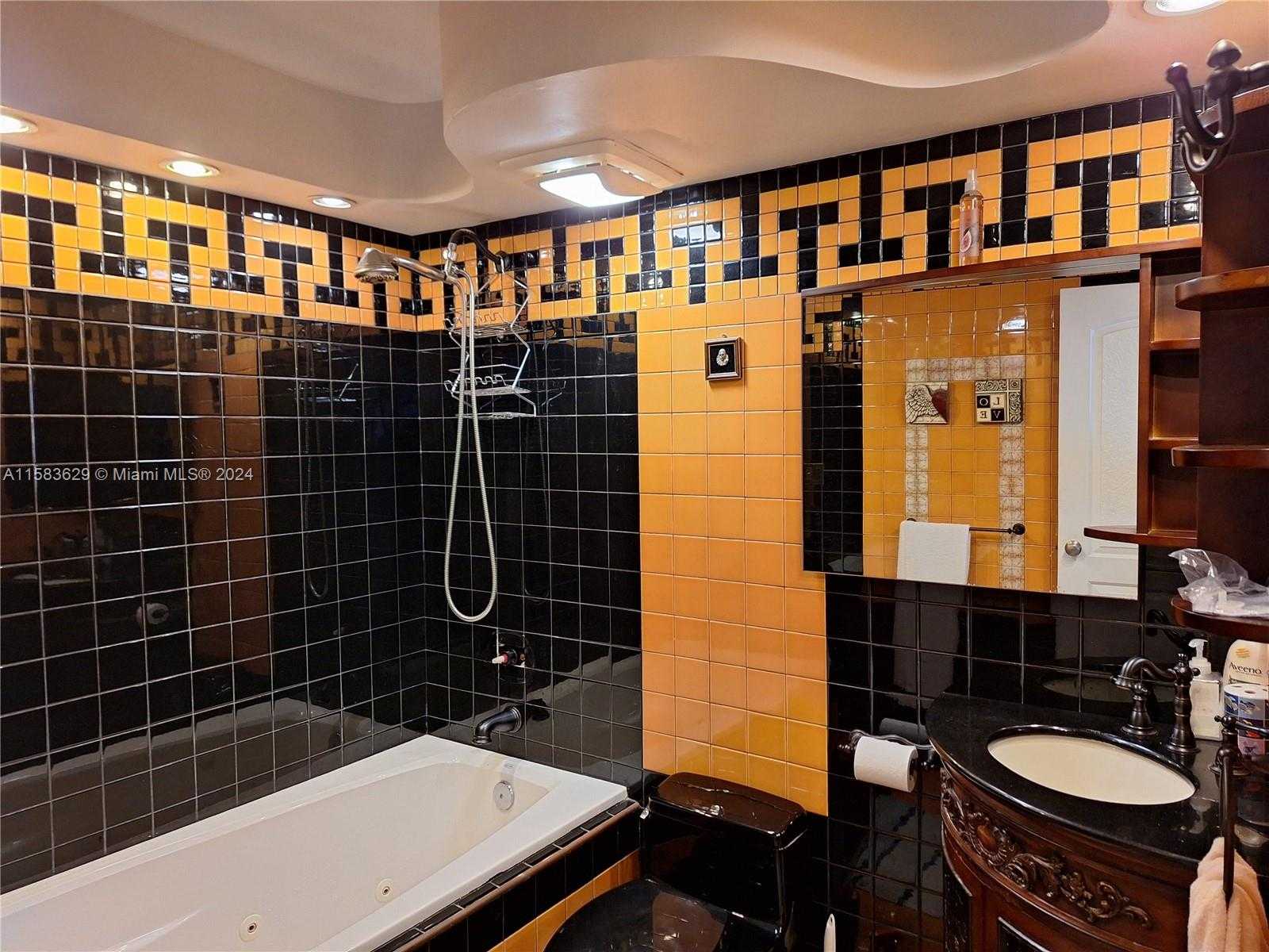 Small Image of 250 SOUTH EAST 174TH ST #2103, Sunny Isles Beach Number 6