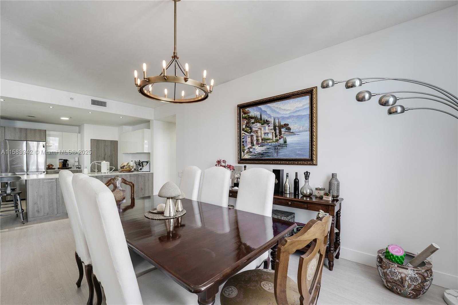 Small Image of 701 BRICKELL KEY BLVD #LPH-06, Miami Number 11
