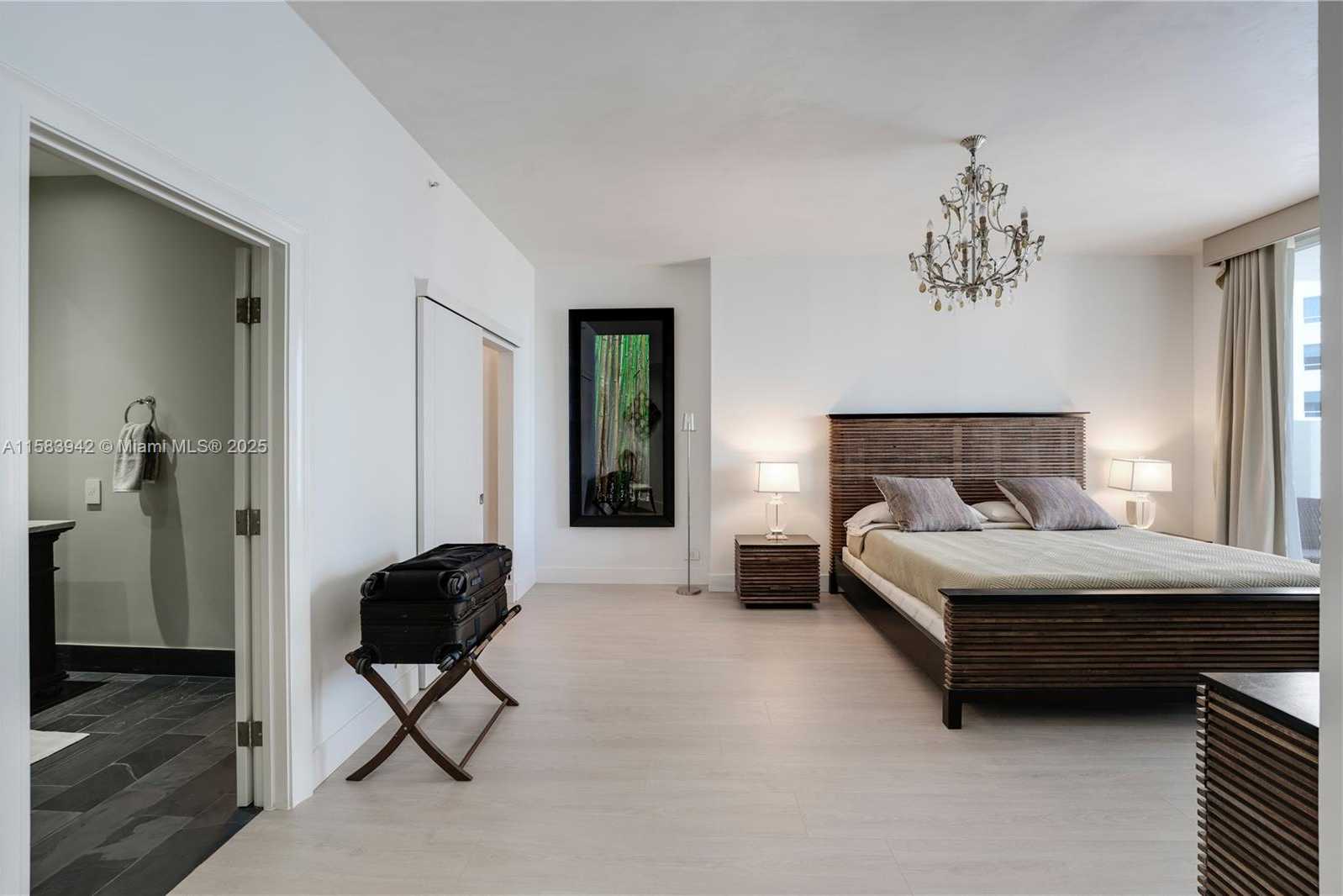 Small Image of 701 BRICKELL KEY BLVD #LPH-06, Miami Number 17