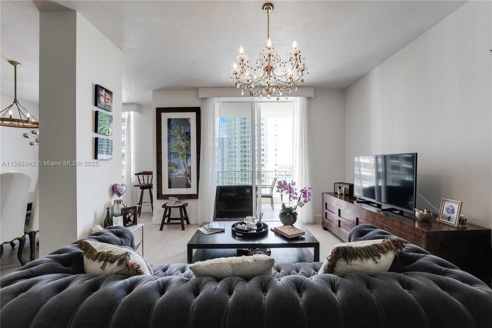 Small Image of 701 BRICKELL KEY BLVD #LPH-06, Miami Number 2