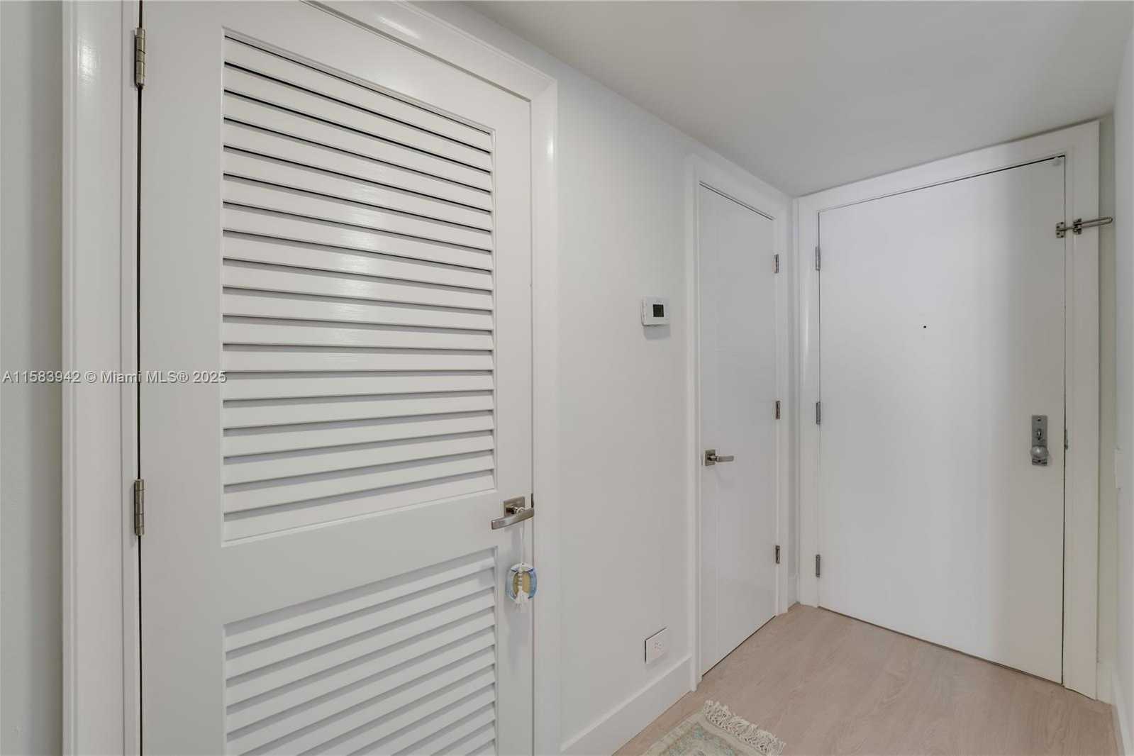 Small Image of 701 BRICKELL KEY BLVD #LPH-06, Miami Number 42