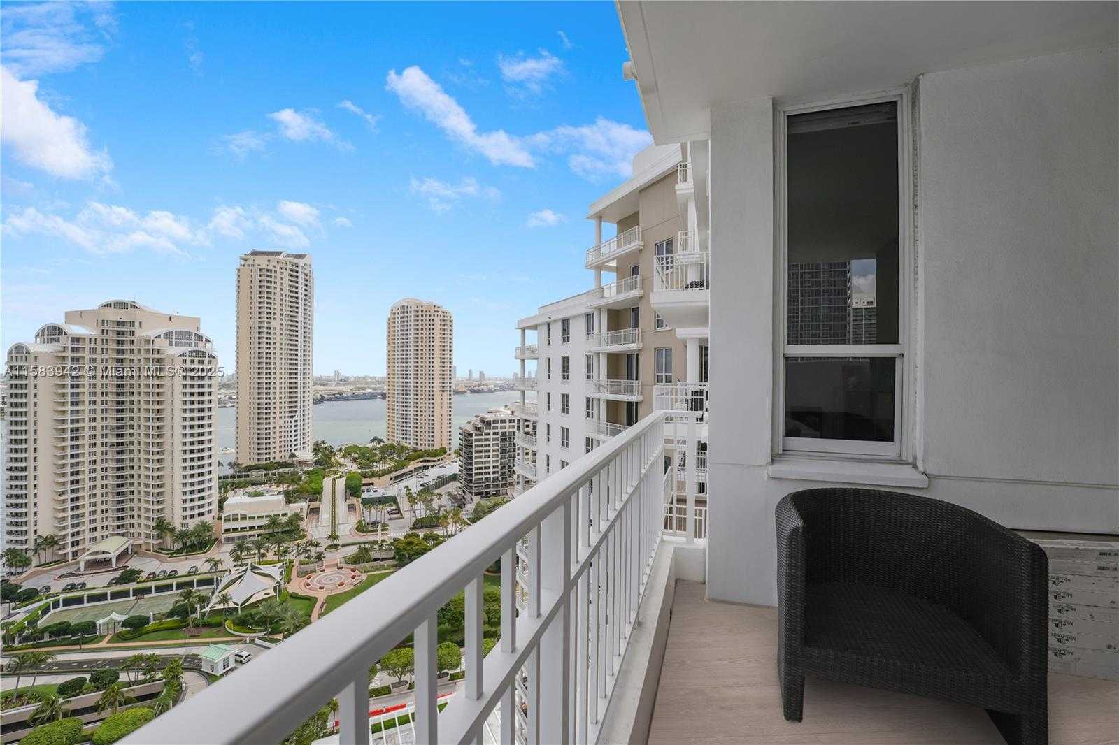 Small Image of 701 BRICKELL KEY BLVD #LPH-06, Miami Number 44