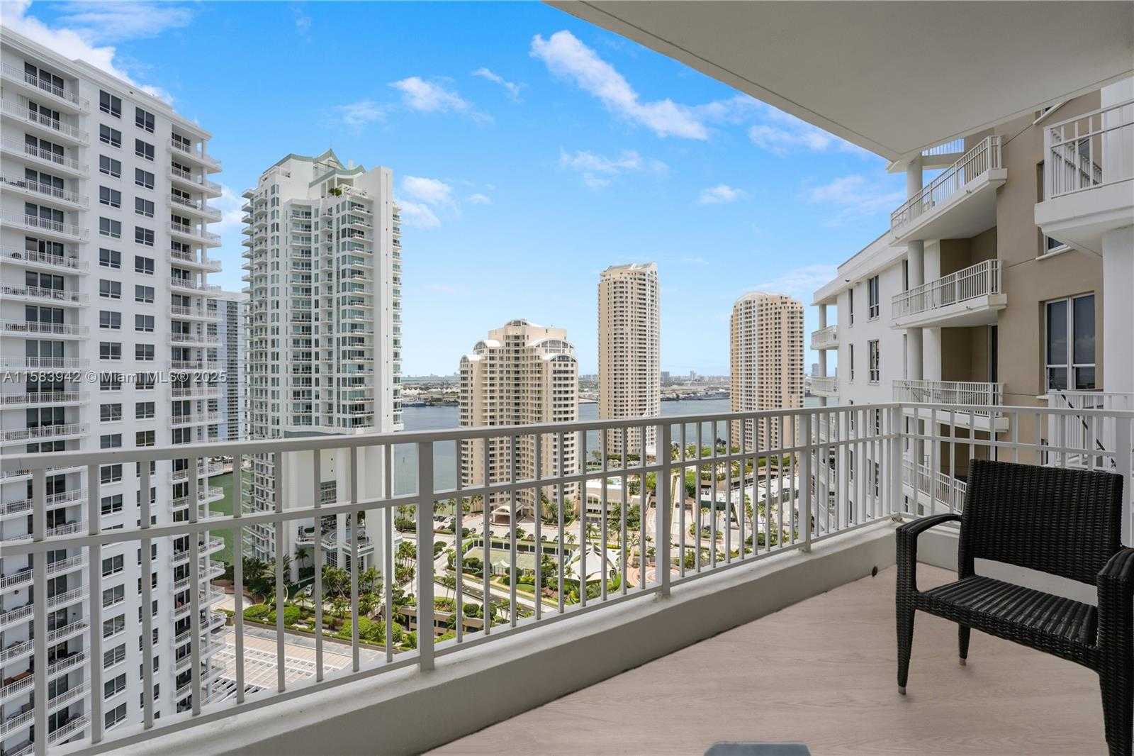 Small Image of 701 BRICKELL KEY BLVD #LPH-06, Miami Number 48