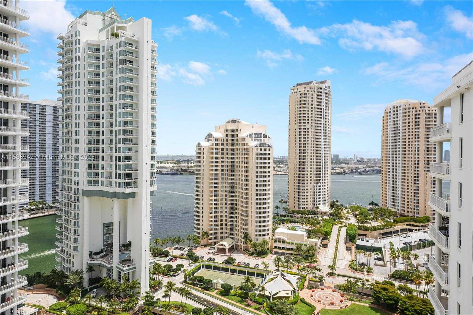 Small Image of 701 BRICKELL KEY BLVD #LPH-06, Miami Number 50