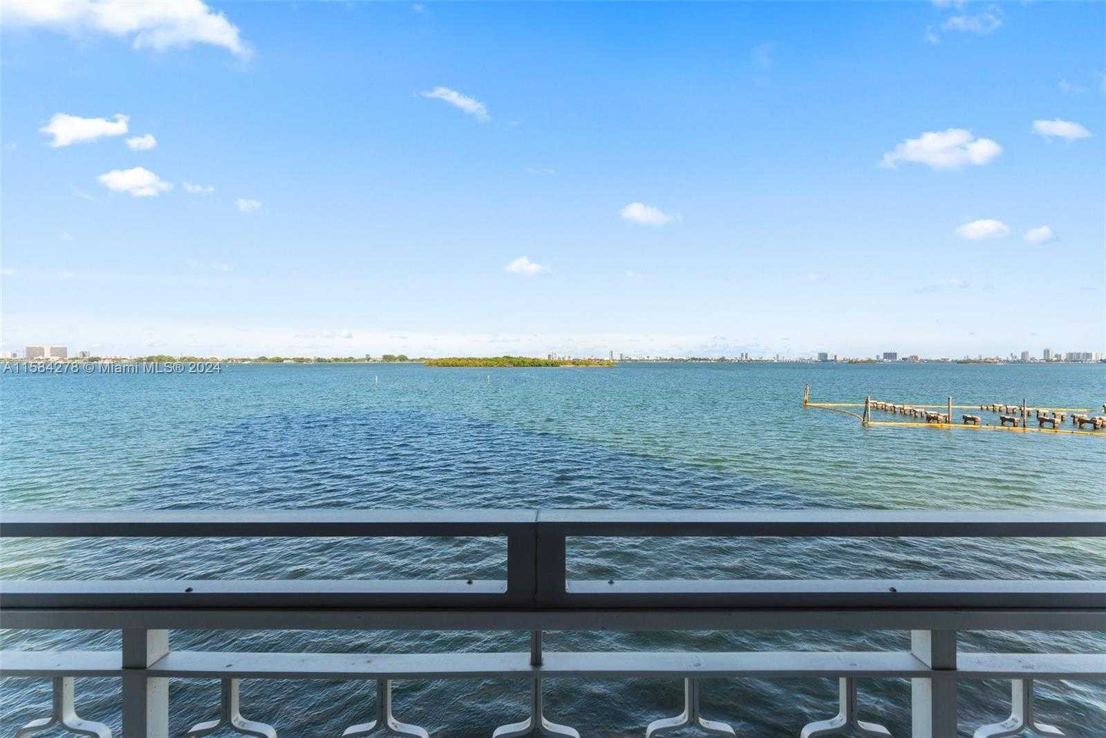 Small Image of 11111 BISCAYNE BLVD #3A, Miami Number 23