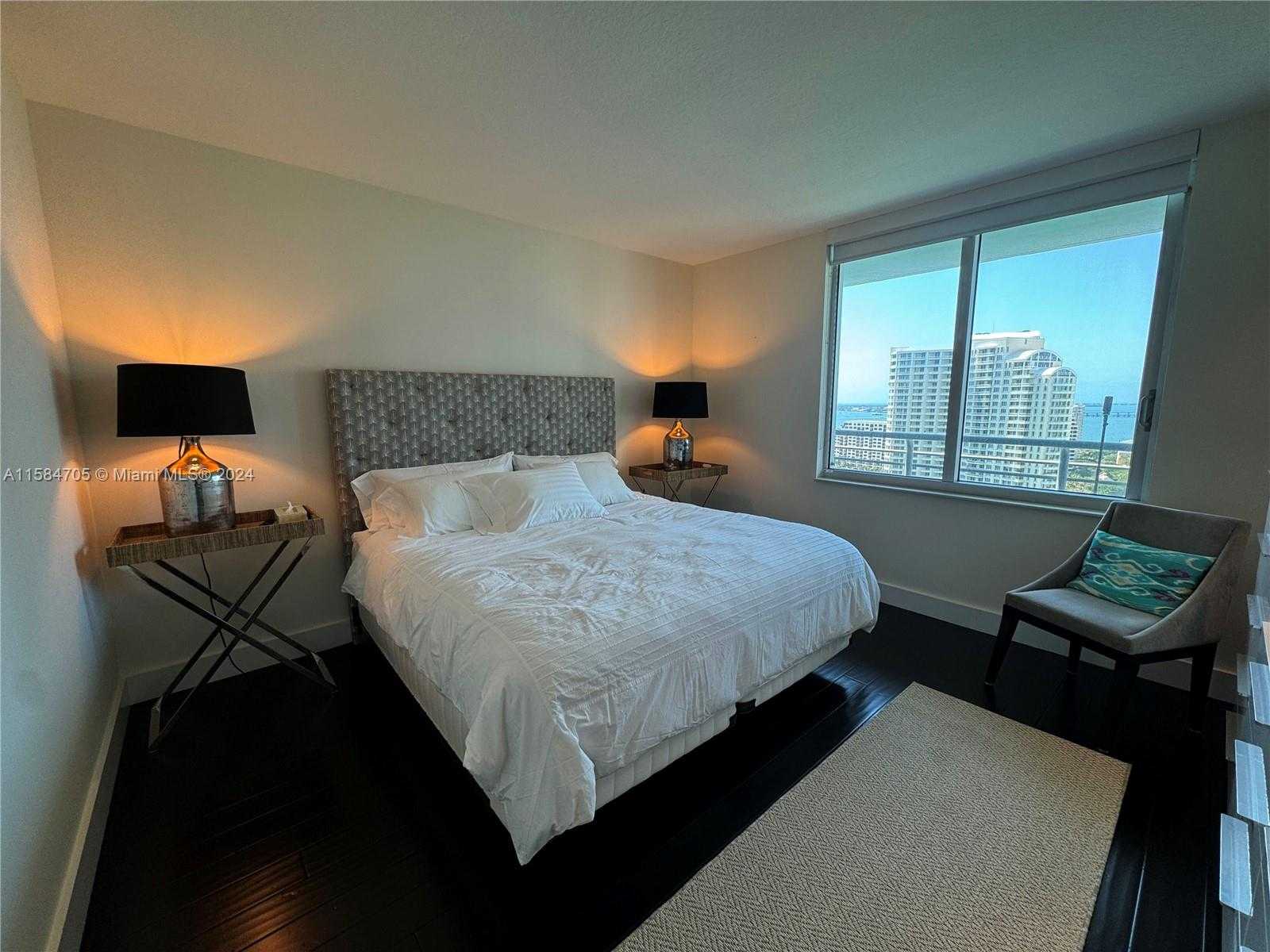 Small Image of 335 SOUTH BISCAYNE BLVD #2403, Miami Number 12