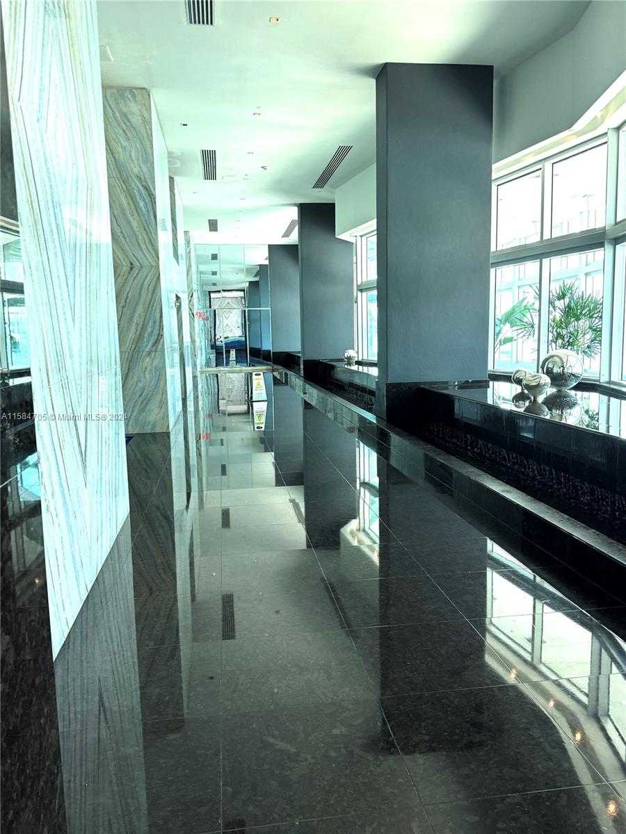 Small Image of 335 SOUTH BISCAYNE BLVD #2403, Miami Number 23