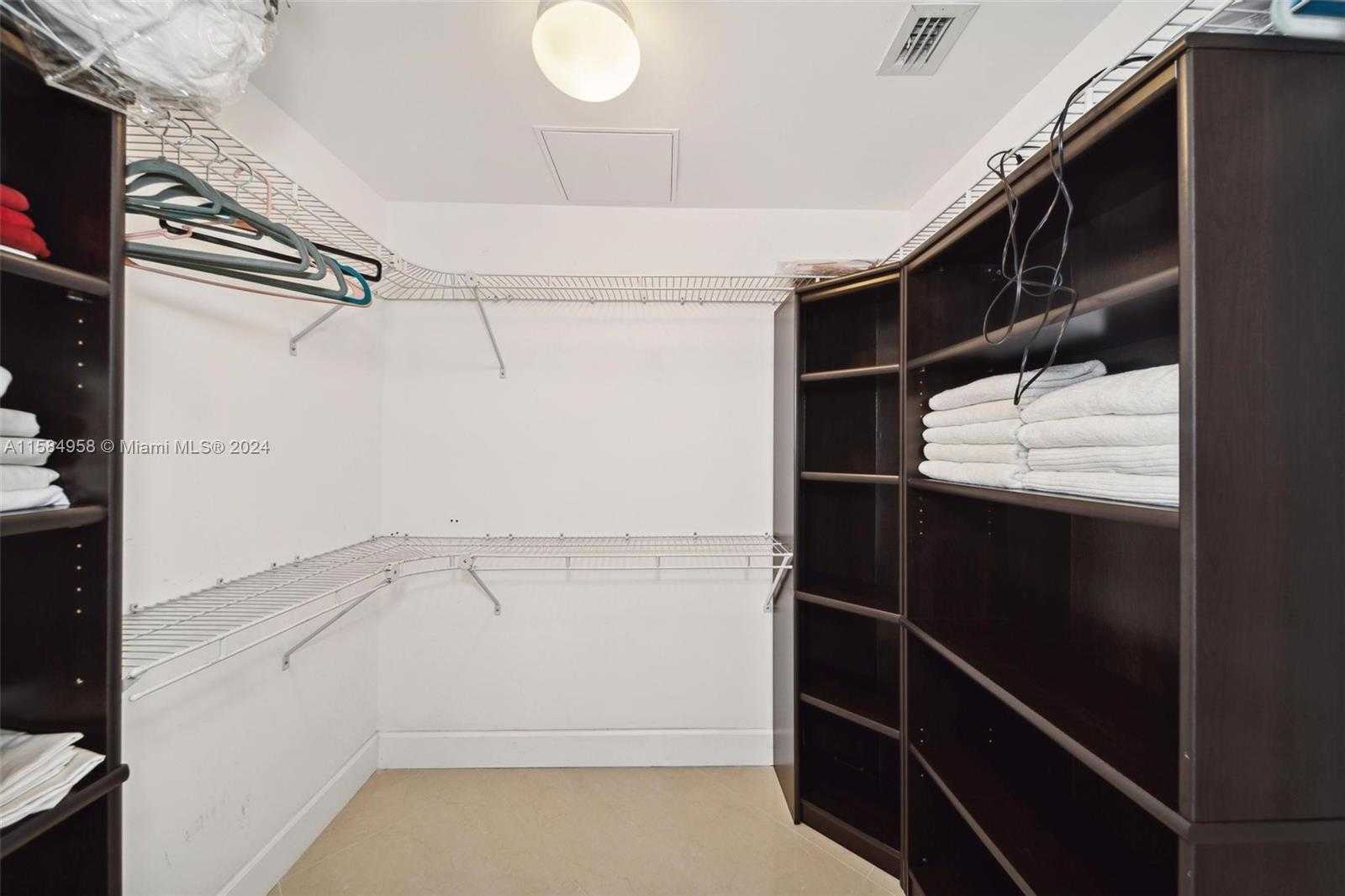 Small Image of 1830 SOUTH OCEAN DR #1701, Hallandale Beach Number 27